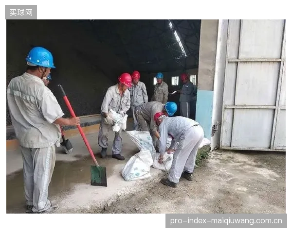 应对极端天气的硬指标：主流在线监控系统对钢网架三维转角数据的刷新率已普遍提升至5分钟级别
